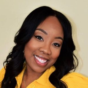 Meet your Posher, Angelique